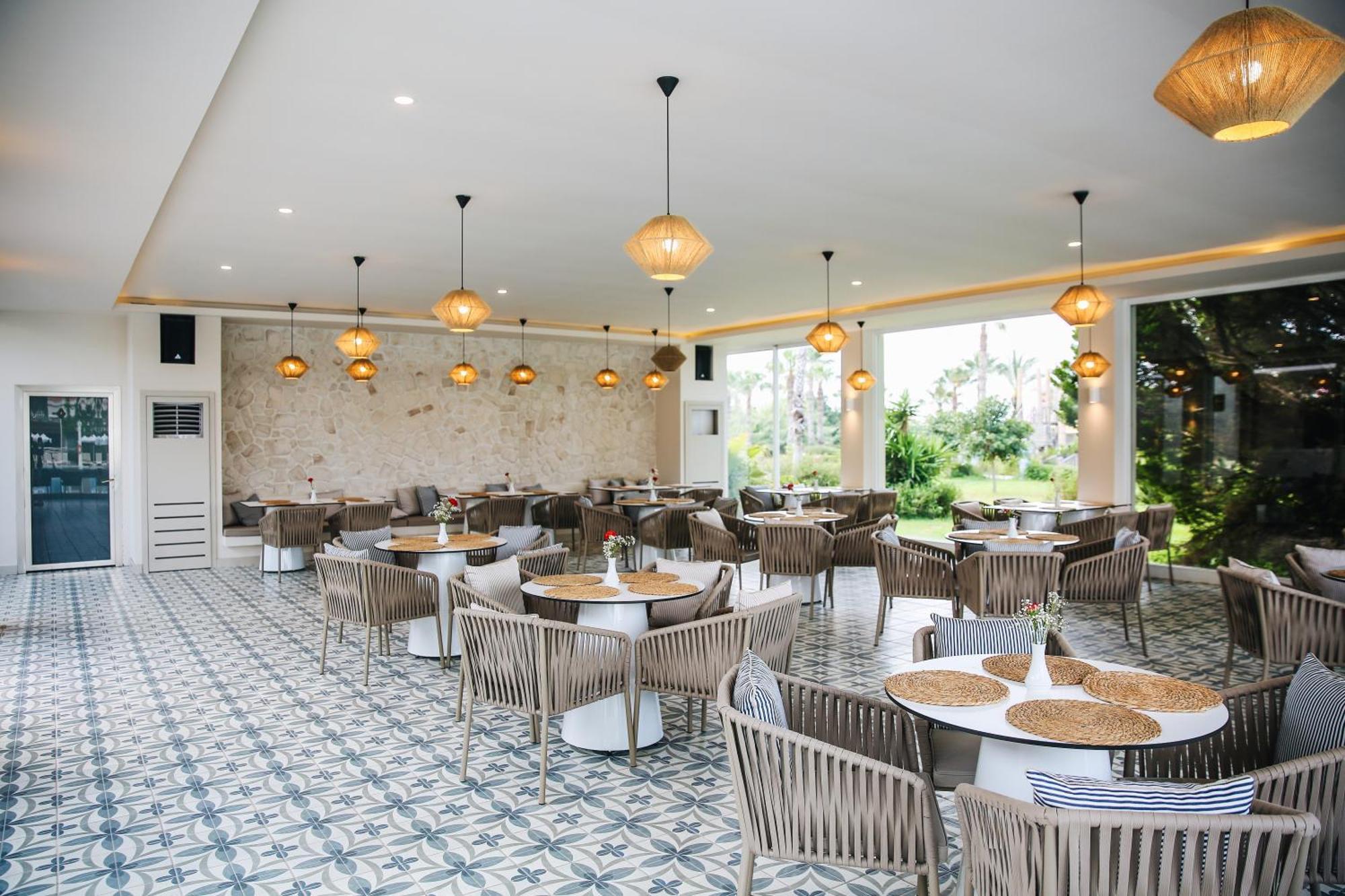 Selectum Noa Belek Hotel Exterior photo